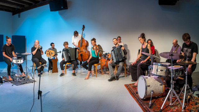 Die WIM (Werkstatt für improvisierte Musik) als Gast im Kunstraum Walcheturm II, 25. Juni 2020.  Foto: Lorenzo Pusterla / Kunstraum Walcheturm